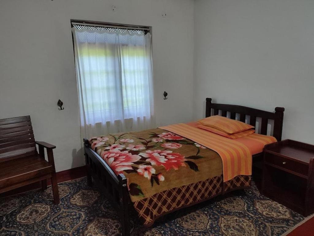 St. Andrews Hostel นูวาราเอลิยา ภายนอก รูปภาพ
