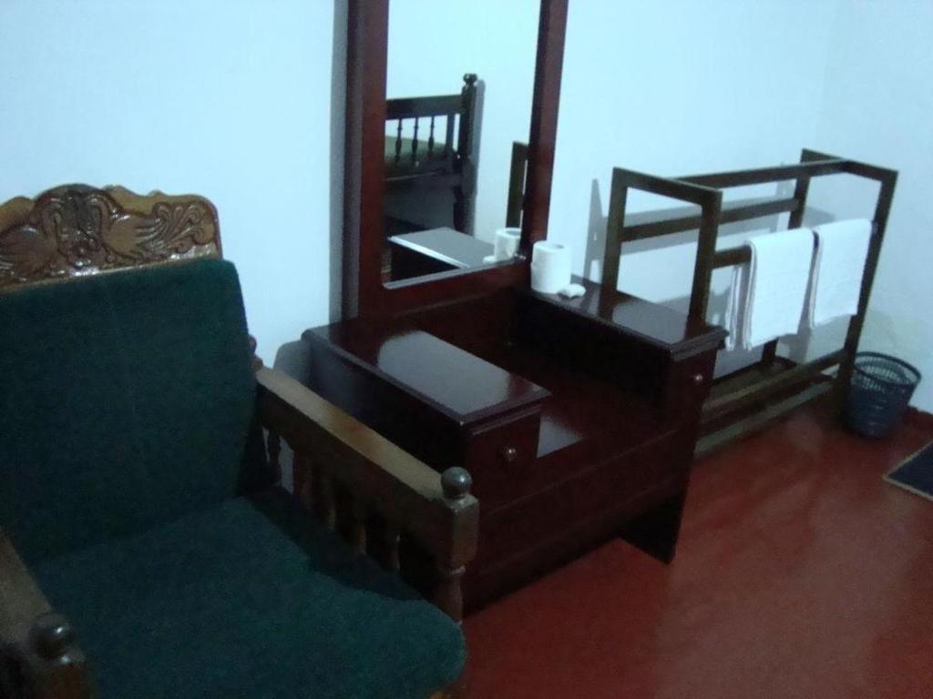 St. Andrews Hostel นูวาราเอลิยา ภายนอก รูปภาพ