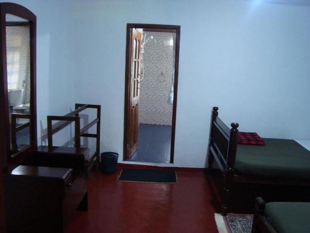 St. Andrews Hostel นูวาราเอลิยา ภายนอก รูปภาพ