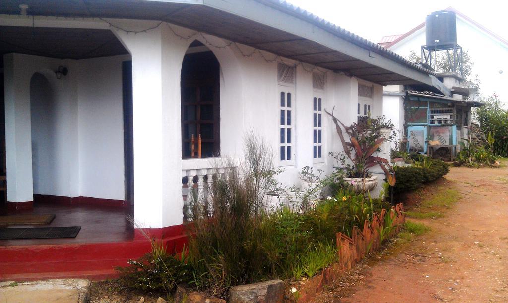 St. Andrews Hostel นูวาราเอลิยา ภายนอก รูปภาพ